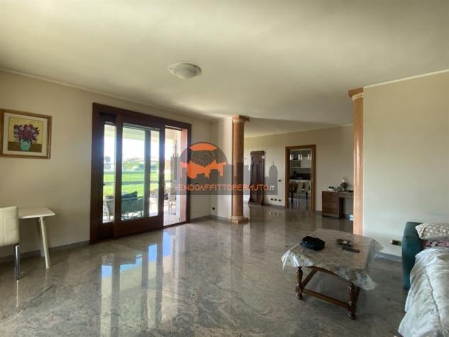 VILLA SINGOLA LIBERA SU QUATTRO LATI - Foto 3