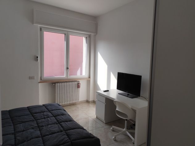 Stanze singole in appartamento ristrutturato 425eu - Foto 5