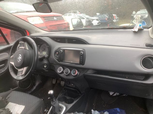 Ricambi usati Toyota Yaris 2015 1kr benzina - Foto 9
