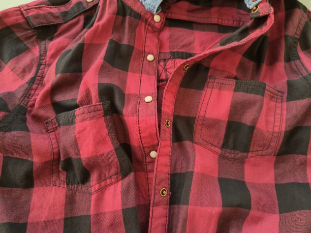 Camicia bordeaux con cappuccio - Foto 5
