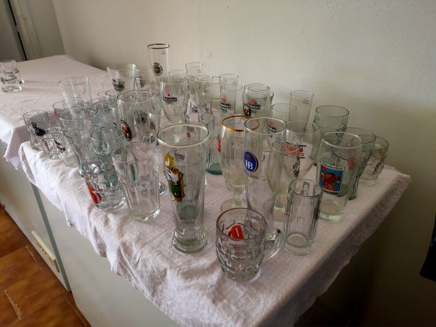 Bicchieri di vari tipi,sia da birra ,coca cola e altro - Foto 5
