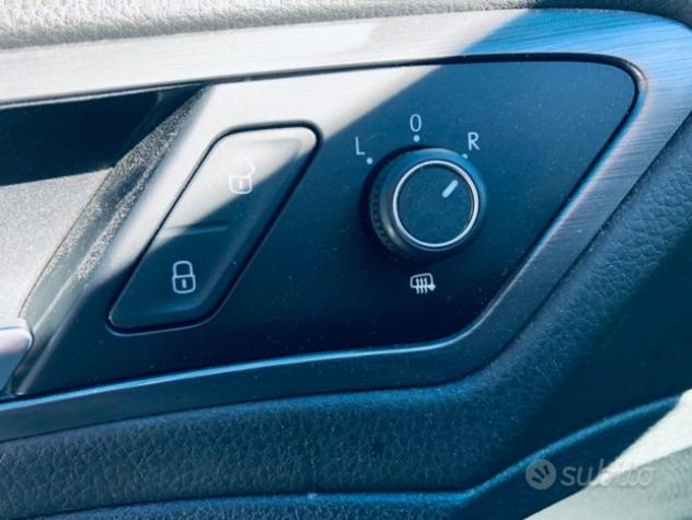 VOLKSWAGEN Golf 1.6 TDI 115 CV GRIGIO-CARPLAY -N - Foto 8