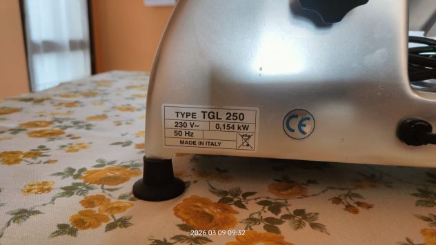 Vendo affettatrice interamente in acciaio - Foto 4