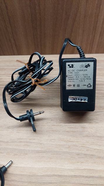 alimentatore adattatore DC output 4,3 V 140 mA capacity min 1.2 Ah/NiCd AC/DC - Foto 5