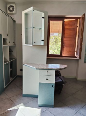 Arredo Negozio Parrucchiera - Foto 5