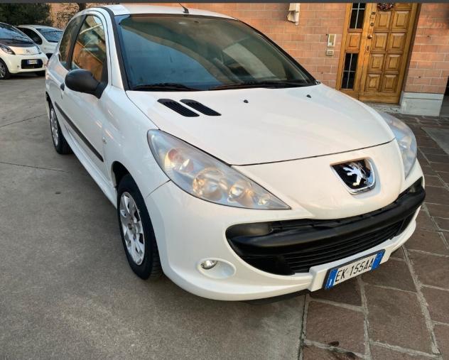 Peugeot 206 Plus 1.4 HDi 70CV 3p. Energie AUTOCARRO - Foto 2