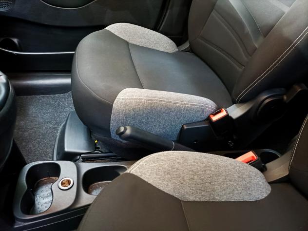 Fiat Panda 1.0 GSE 70CV HYBRID S&S CITY LIFE - Foto 8
