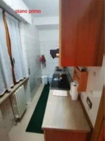 Immobile in asta di 362 m² con più di 5 locali e box auto in vendita a Civitella del Tronto - Foto 7