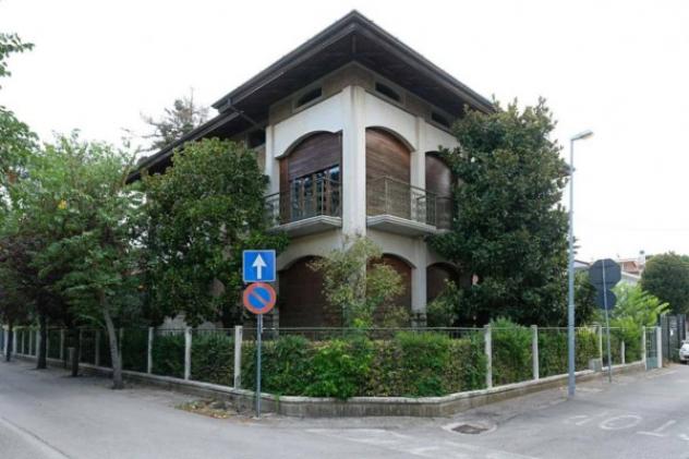 Immobile in asta di 244 m² con più di 5 locali in vendita a Fano - Foto 3