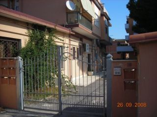 ammobiliato  a fiumicino brevi periodi a non residenti