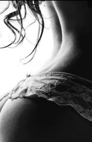 Italiana sensuale.. e di bella presenza .. - Foto 5 Tel:3758513064