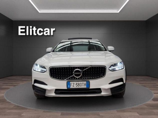 VOLVO V90 Cross Country D5 AWD Geartronic Pro rif. 24129383 - Foto 2