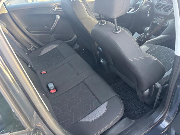 Peugeot 2008 BlueHDi 75 Active - Foto 10