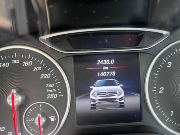 MERCEDES-BENZ B 180 CDI Premium rif. 23648558 - Foto 9