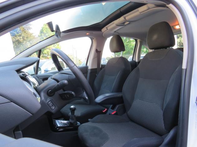 Citroën C3 1.2 82cv Exclusive - Foto 9