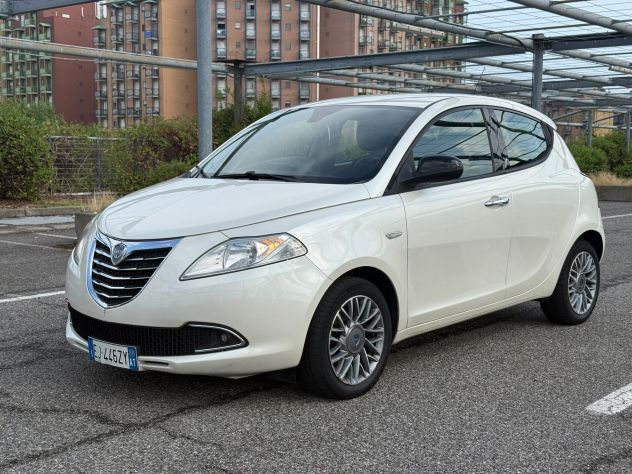 LANCIA YPSILON 3A SERIE anno 2011