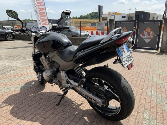 Honda Hornet 600 - Foto 4