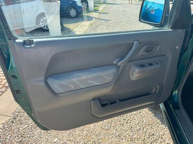 SUZUKI Jimny 1.3i 16V cat 4WD JLX rif. 23938430 - Foto 8