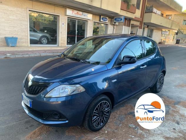 LANCIA - Ypsilon - 1.0 FireFly 5p. S&S Hybrid Oro - Foto 2
