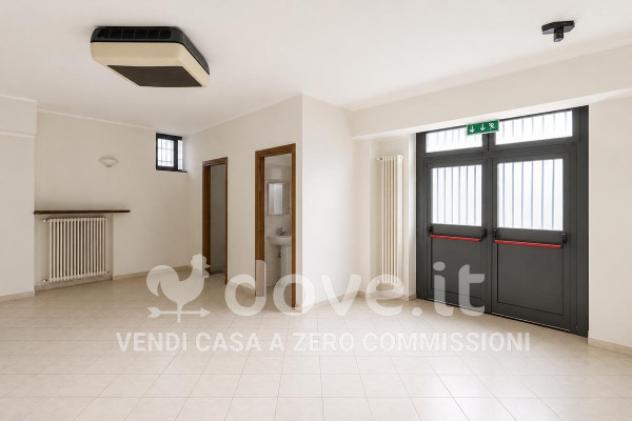 Appartamento di 180 m² con 2 locali e box auto in vendita a Gazzada Schianno - Foto 9