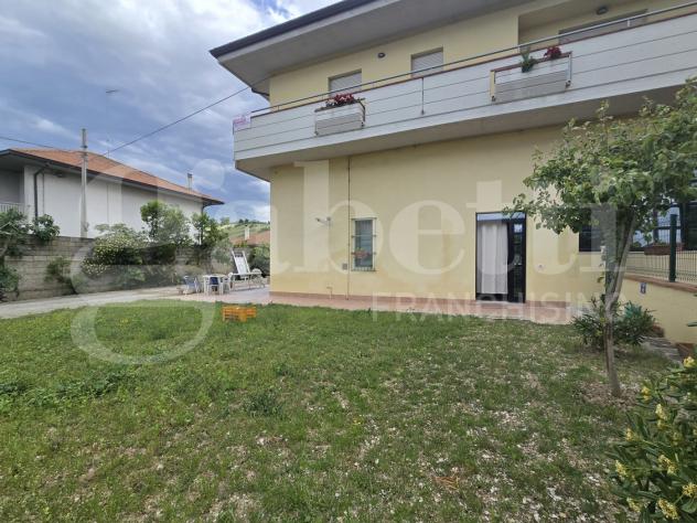Appartamento - Mosciano Sant'Angelo . Rif.: Cod. rif 3305477VRG