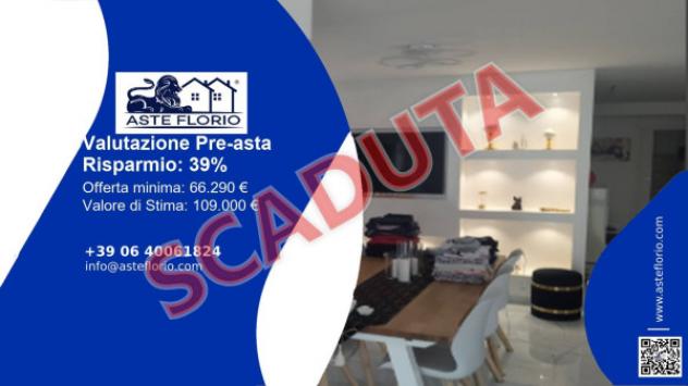Immobile in asta di 182 m², box auto in vendita a Vittoria