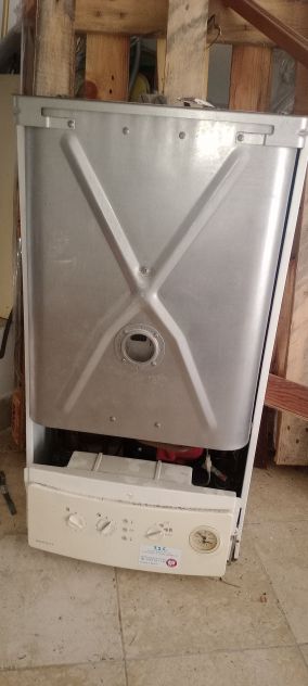 Vendo caldaia Immergas eolo usata funzionante per ricambi - Foto 2