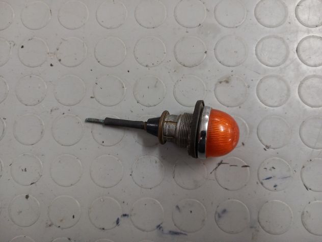 FANALINO FRECCIA INDICATORE DIREZIONALE VARIE AUTO MOTO D'EPOCA R.B.T. SIRIO
