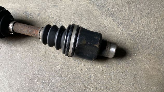 Semiasse anteriore SX Ssangyong Actyon 2.0XDI del 2009 - Foto 3