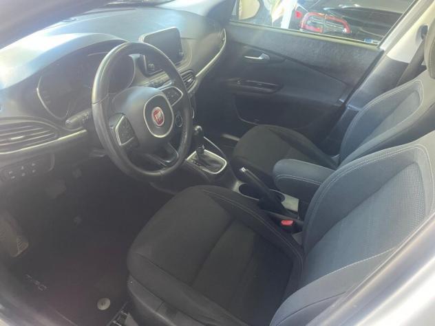 FIAT Tipo (2015--) Tipo 1.6 Mjt S&S DCT SW Lounge - Foto 8