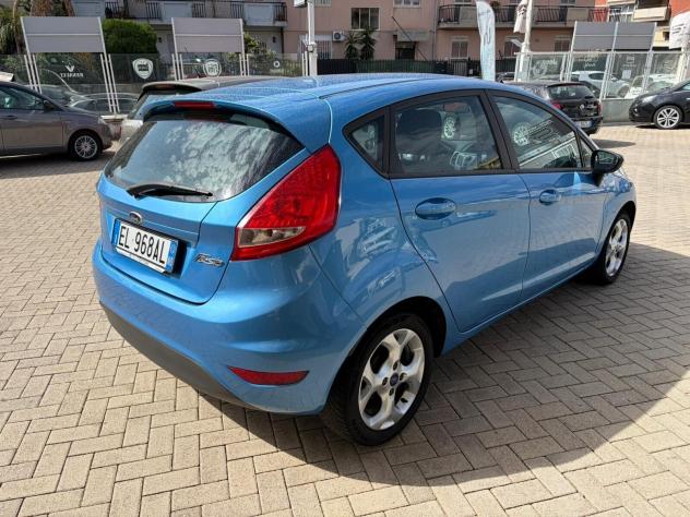 Ford Fiesta Ikon 1.2 16V 82CV 5p. Business - Foto 4
