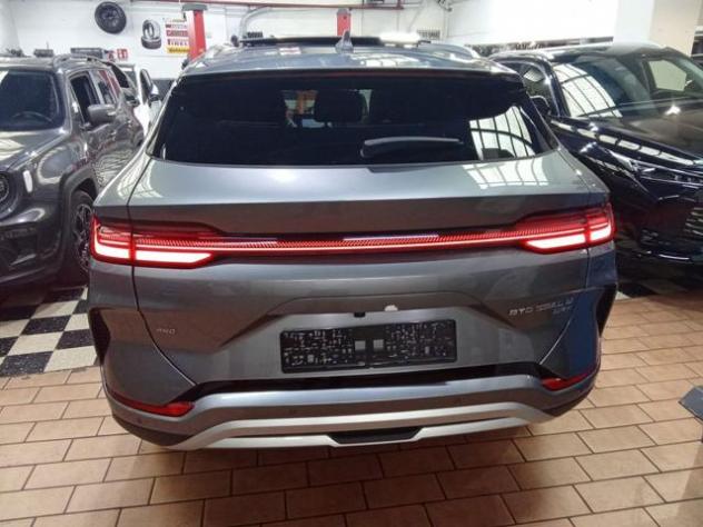 BYD Seal U DMi 1.5 Turbo 324 CV 4wd PHEV Design rif. 23650111 - Foto 3