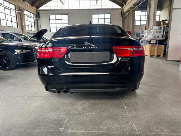 Jaguar XE 2.0 D 180 CV AWD aut. Pure - Foto 7