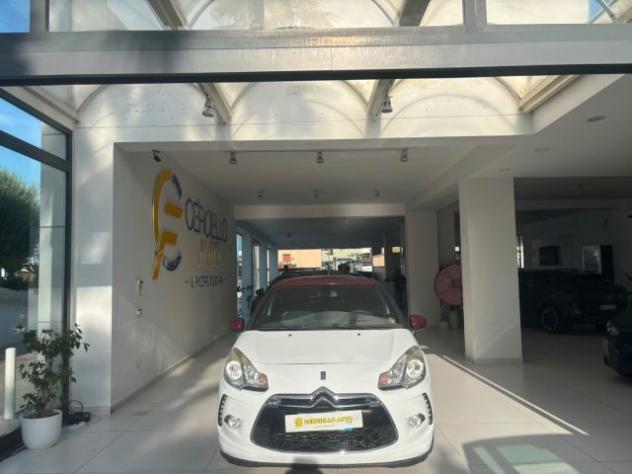 DS AUTOMOBILES DS 3 1.4 HDi 70 Chic rif. 23941130 - Foto 3