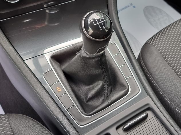 Volkswagen Golf 1.6 TDI 115CV 5p. Trendline B.Motion Technology - Foto 10