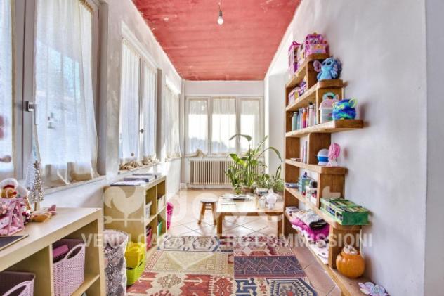 Villa di 240 m² con 4 locali e box auto doppio in vendita a Carnago - Foto 9