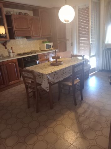 CASA INDIPENDENTE CON CORTE PRIVATA