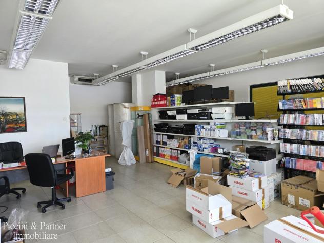 1 Vetrina in vendita a Bastia Umbra - Foto 13