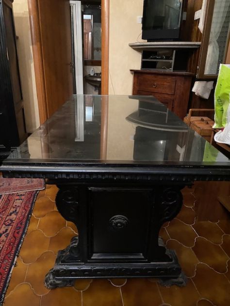 tavolo da studio completo di grandi sedie - Foto 4