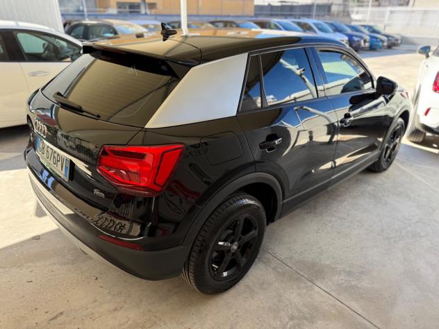 Audi Q2 30 TDI Admired - Foto 10