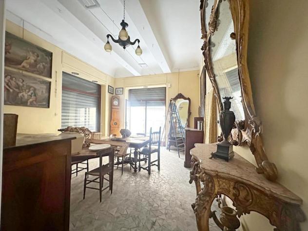 Locale comm.le/Fondo in affitto a Lucca 58 mq Rif: 876007