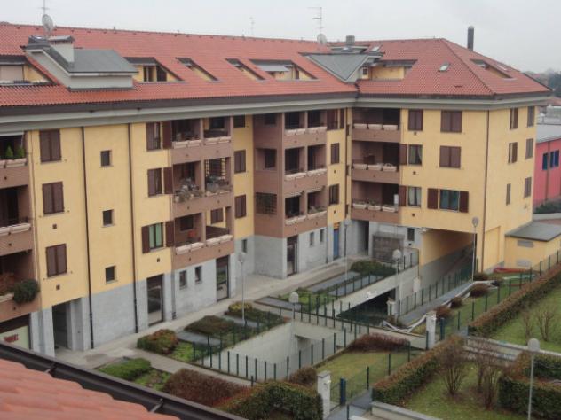 Appartamento di 85 m² con 2 locali e box auto in affitto a Rho - Foto 19