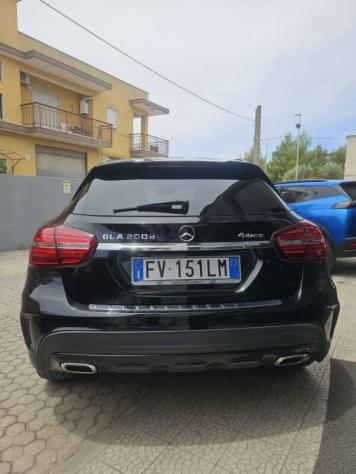 Mercedes Classe GLA 200 d Premium 4matic auto - Foto 3