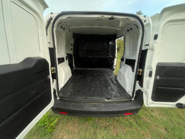 Fiat Dobl1.6 MJT 105CV Cargo Business - IVA ESPOSTA -- Km certificati - Foto 7