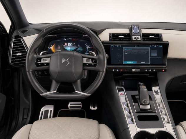 DS DS 7 BlueHDi 130 Automatica Esprit De Voyage interni in pelle bianchi - Foto 9