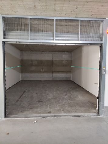 Acireale centro garage mq 20 vendesi