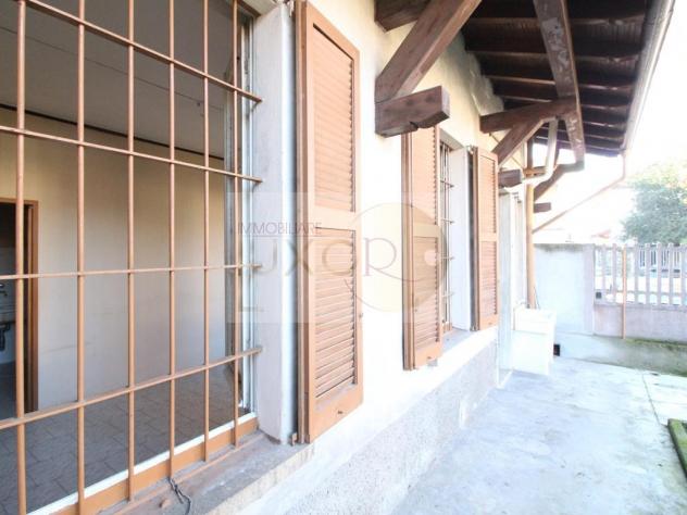 Porzione di casa semi indipendente da ristrutturare con giardino a Sovico - Foto 5