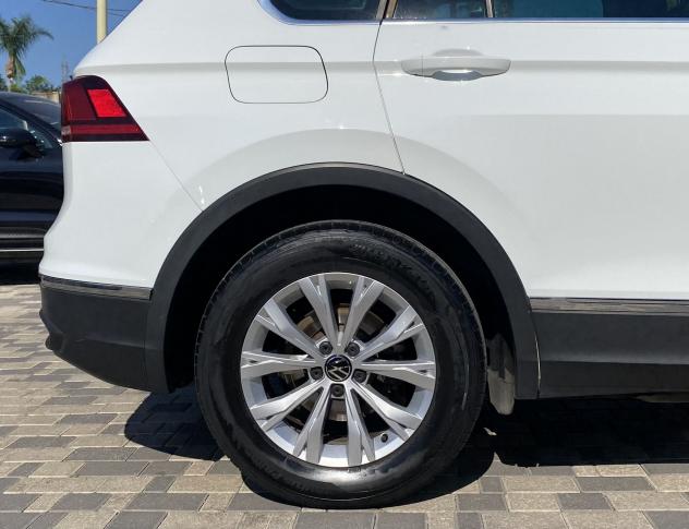 Volkswagen Tiguan Life 2.0 TDI 122CV - Foto 8