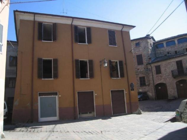 Appartamento di 140 m² con 4 locali in vendita a Alta Val Tidone