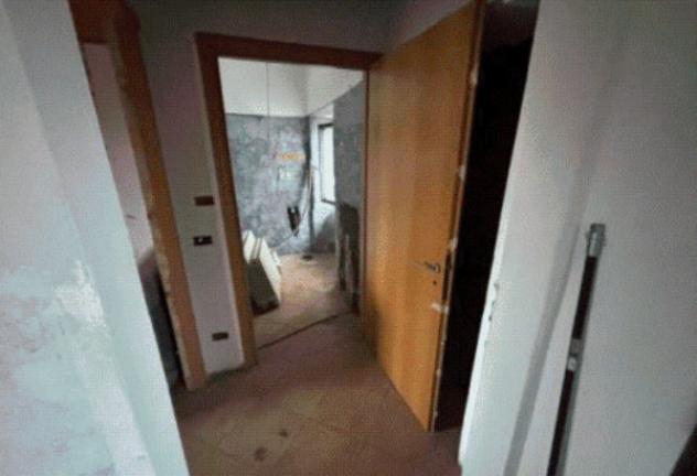 Immobile in asta di 49 m² in vendita a Cocquio-Trevisago - Foto 8